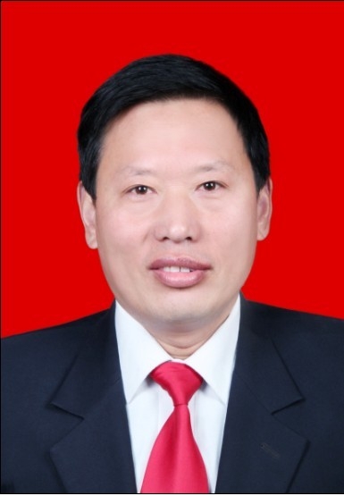 李东海